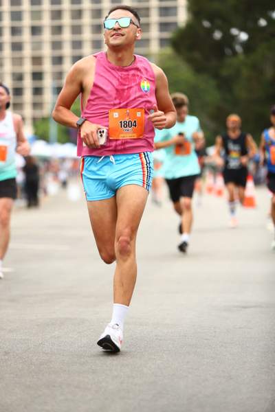 Pride 5k race photo