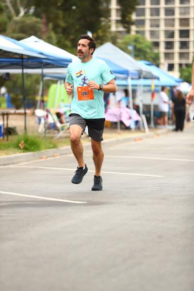Pride 5k race photo