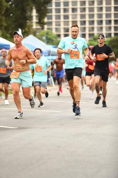Pride 5k race photo