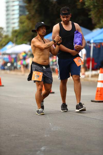Pride 5k race photo by Brandon Magpantay