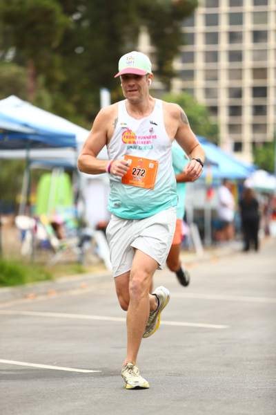 Pride 5k race photo