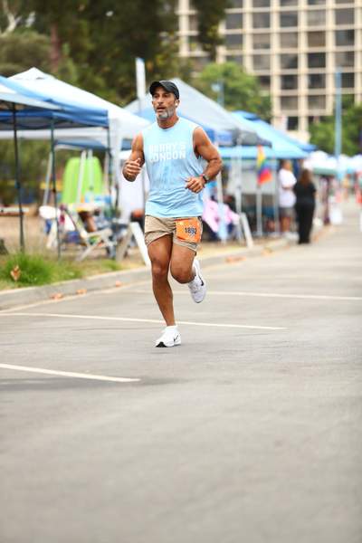 Pride 5k race photo