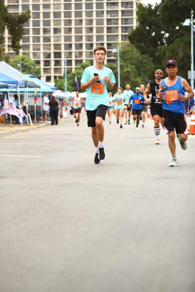 Pride 5k race photo